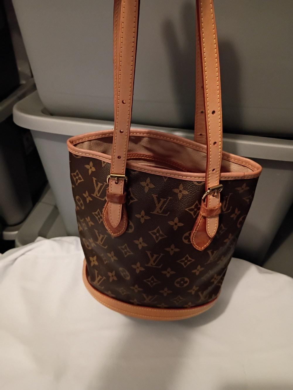 Authentic Louis Vuitton Monogram Canvas Bucket Shoulder Bag in Brown and Natural